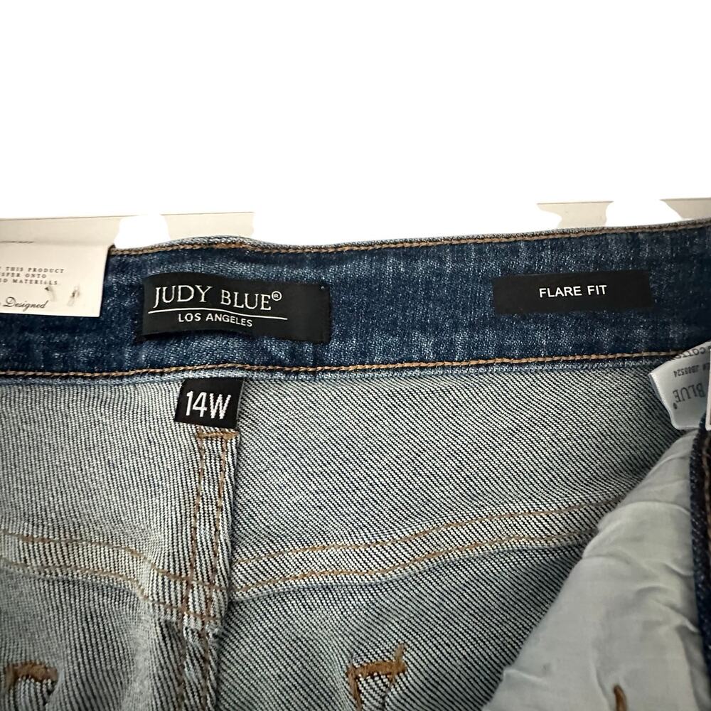NWT Judy Blue Mid Rise Flare Jeans Contrast Panel Bell Bottoms Size 14W - Picture 12 of 16